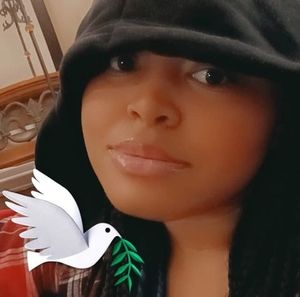 Meet your Posher, Yasmine